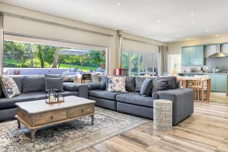 6 Bedroom Property for Sale in Constantia Western Cape